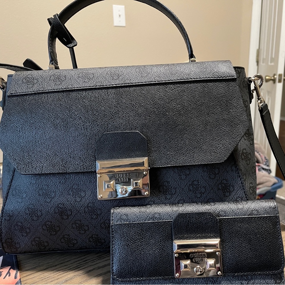 Guess handbag and wallet
